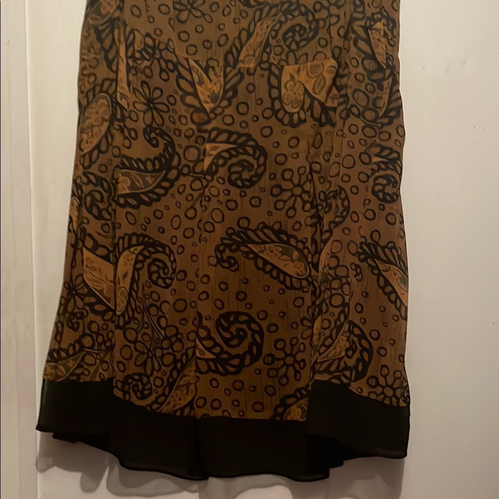 Knee-length Black and Tan A-line Skirt for Work